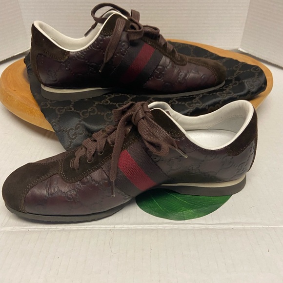 Gucci Brown Leather Monogram Embossed sneakers Sz:6 - Picture 2 of 10